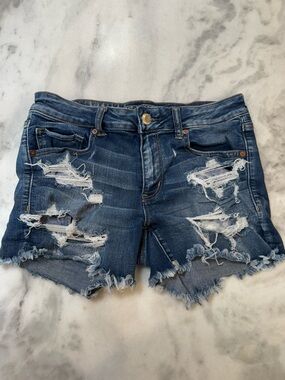 American Eagle Midi Size 12 Distressed Mid-Blue Denim Women’s Shorts